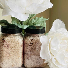 Load image into Gallery viewer, Bath Salt  w/ Lemongrass Camphor
